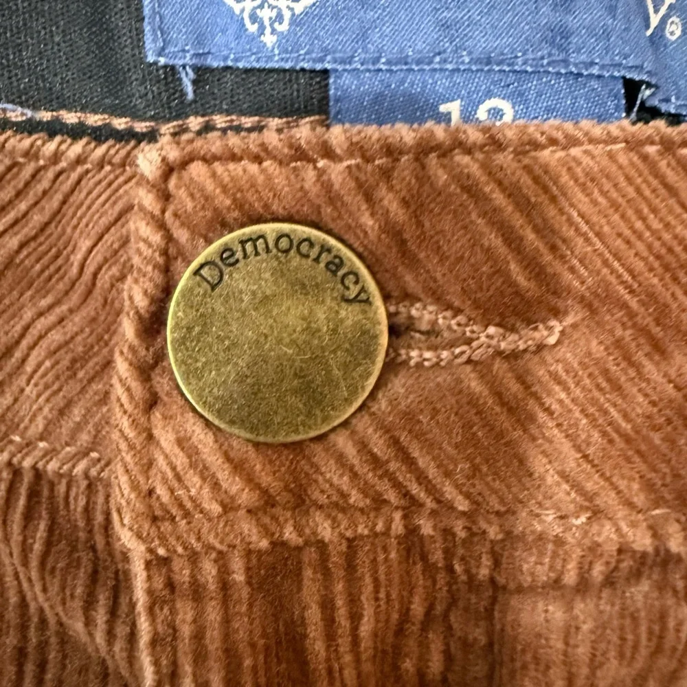 Democracy Brown Corduroy Ab Solution Pants Classic Straight-Leg Size 12 - Picture 10 of 12
